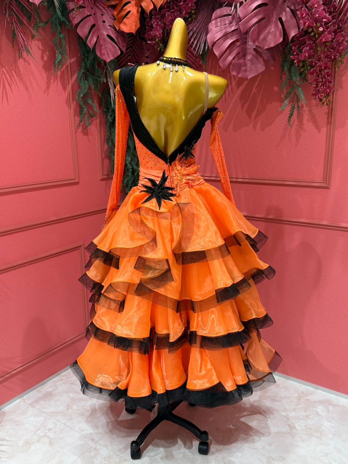 社交ダンス gentil ジャンティ オレンジ×ブラック Mサイズ