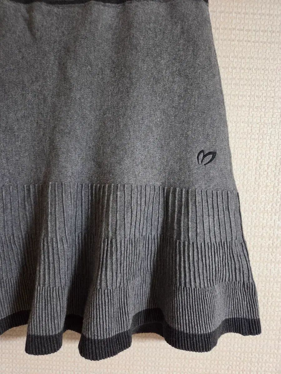 マスターバニーエディション ゴルフ ニット スカート - メルカリ