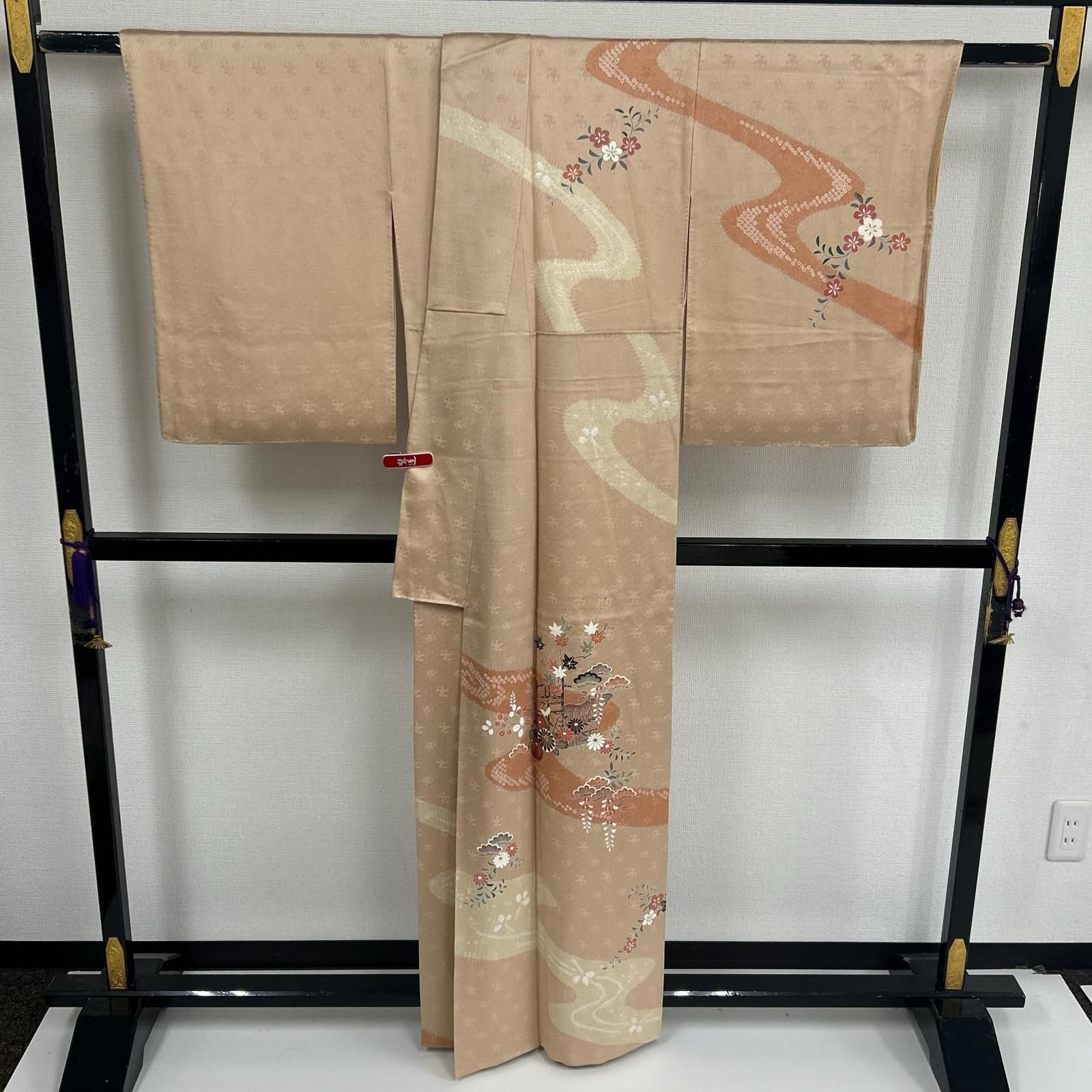 付下げ 絞り 裄67.5 可愛い花柄 紋無し 上品な染め 正絹 着物 MK-4589