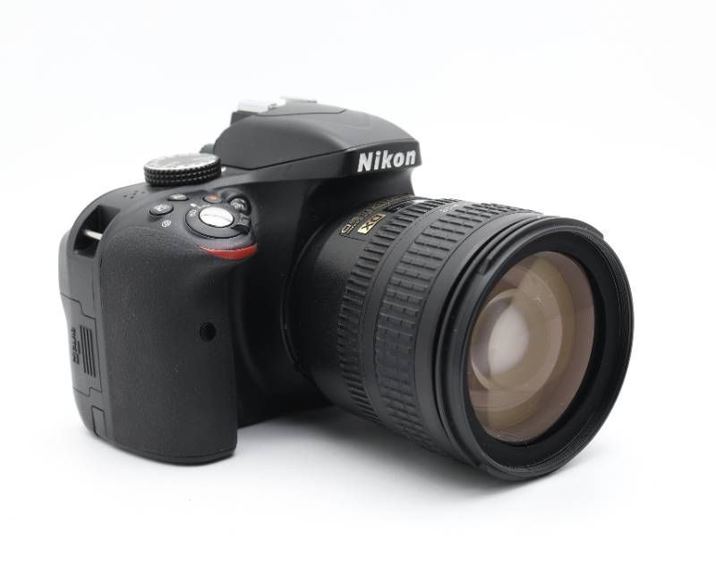 □完動品 Nikon D3300 デジタル一眼レフ ショット数3875 - メルカリ
