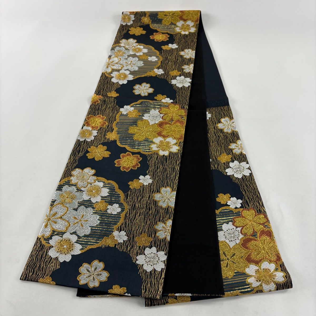 美品】 袋帯 秀品 振袖向き 桜 縞 箔 金銀糸 濃紺 六通 正絹 【中古