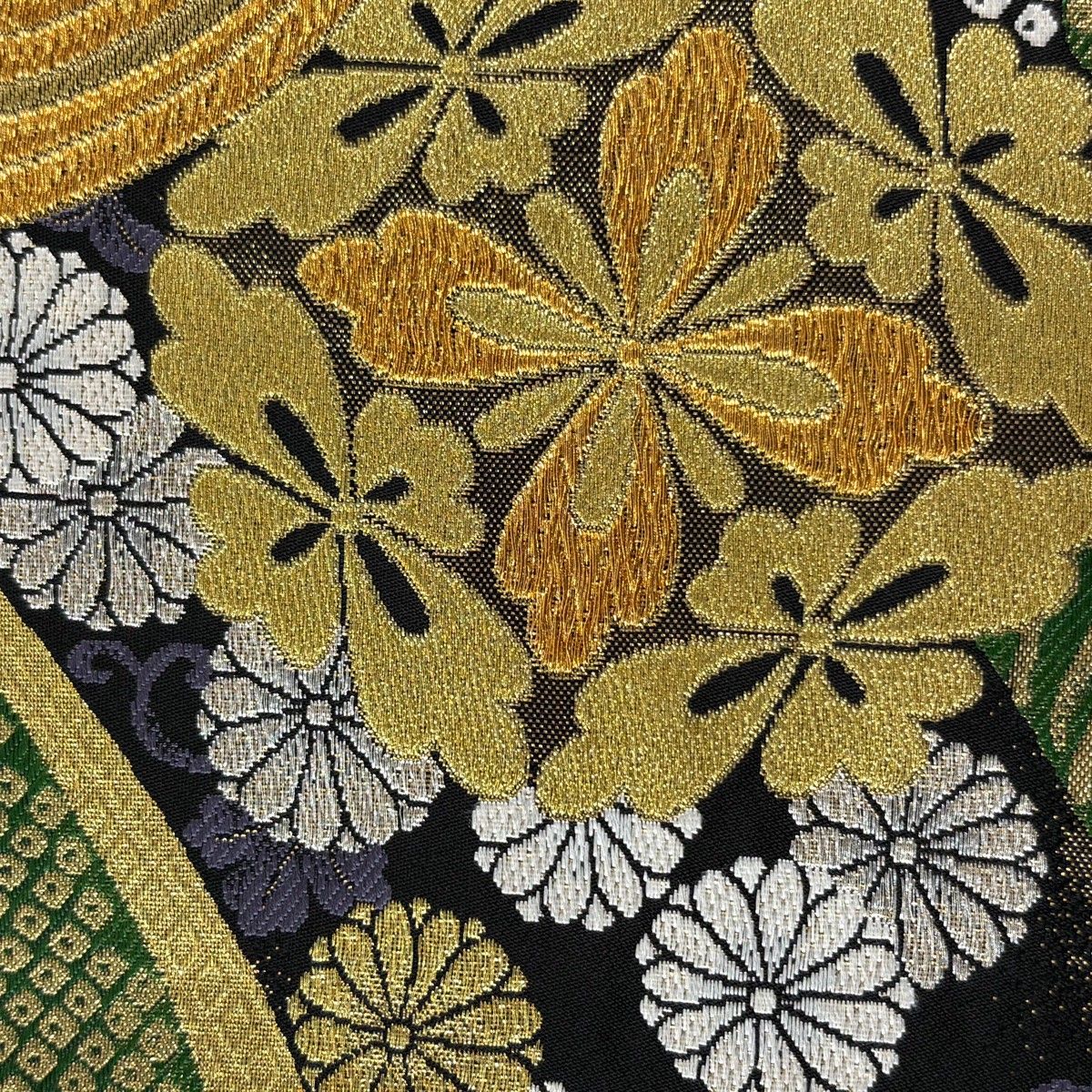 美品】 袋帯 秀品 向かい鳥 菊唐草 金銀糸 箔 黒 六通 正絹 【中古