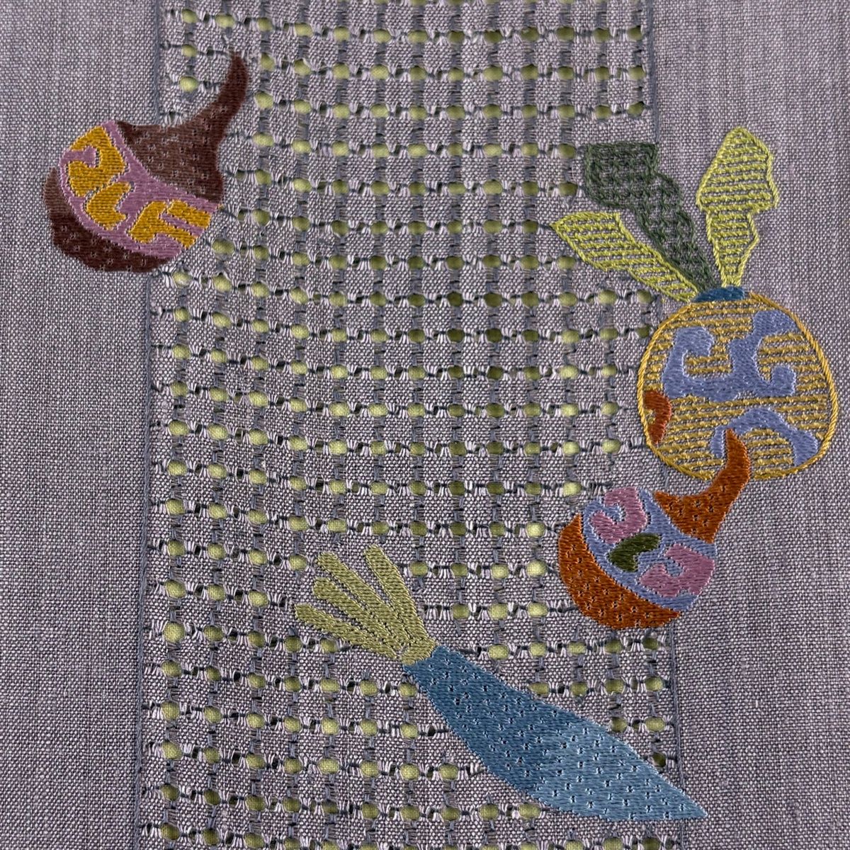 袋帯 秀品 紬地 生り物 縞 刺繍 金糸 灰紫 全通 正絹 【中古】 - メルカリ