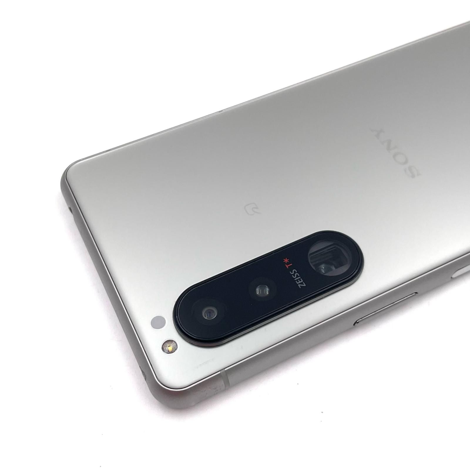 スマホ SIMフリー Xperia 5 III SO-53B docomo シルバー 4G 5G 美品