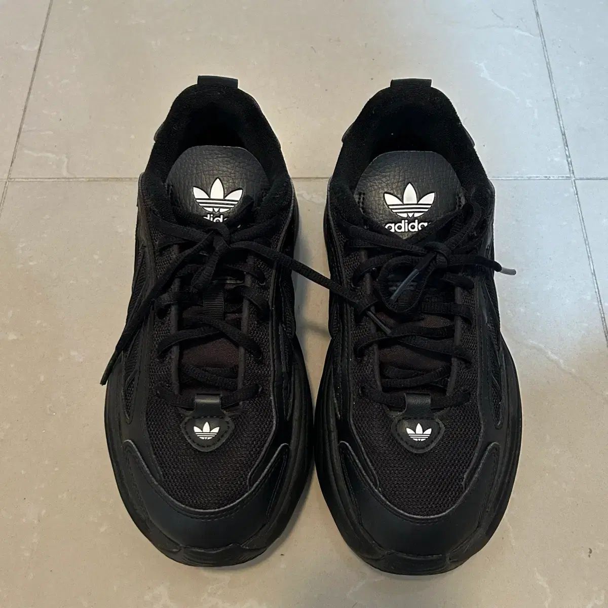 NIKE  エアジョーダン1   27.0cm adidas - 0 Originals AS Our exclusive blog ⁄ size? soon lands