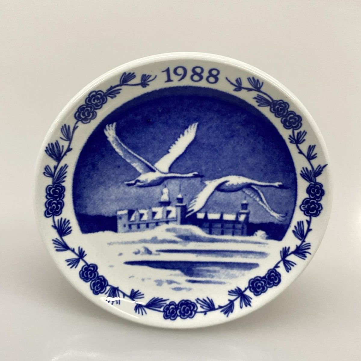 ROYAL COPENHAGEN(ロイヤルコペンハーゲン) プレート新品同様 - 白