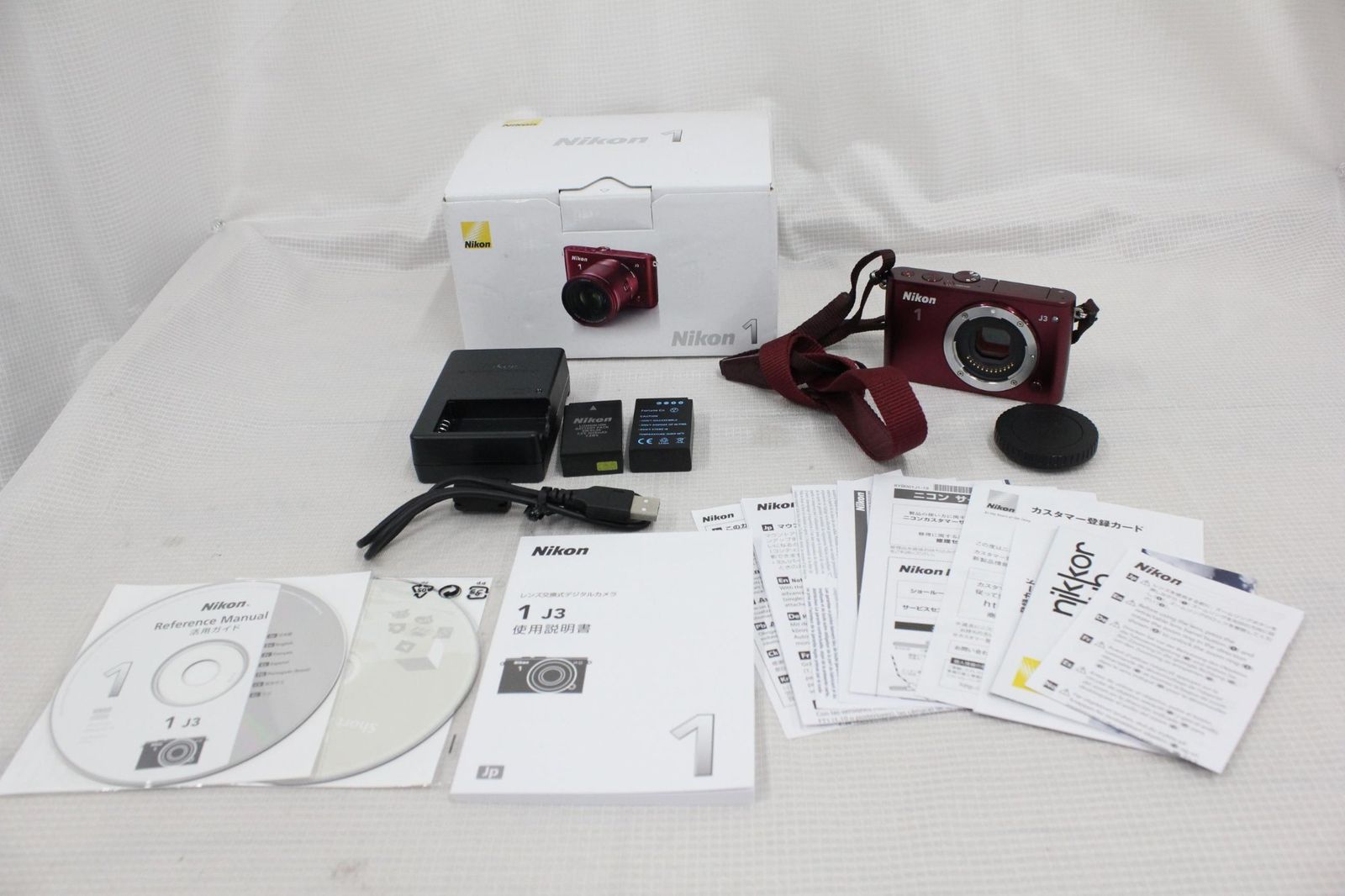 外観美品】 ニコン Nikon 1 J3 レッド 付属品多数 ミラーレス一眼 