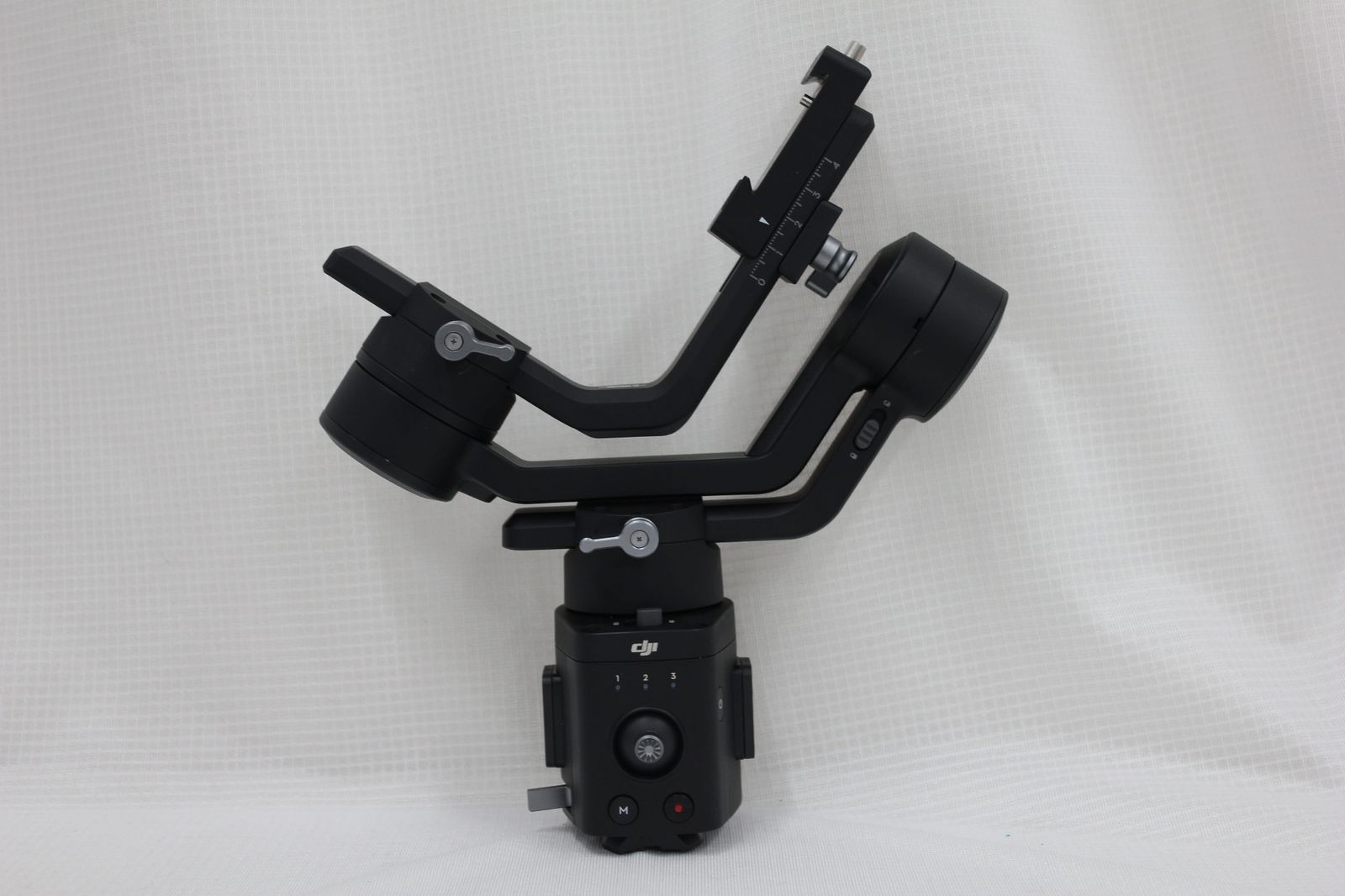 美品 返品保証】 DJI Ronin SC Model R18 スタビライザー ジンバル