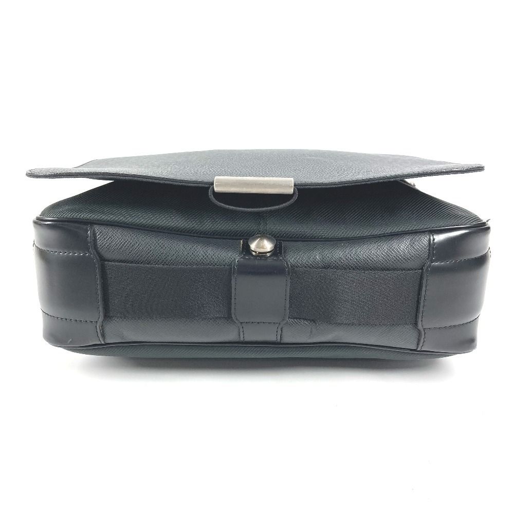 LOUIS VUITTON ルイヴィトン ショルダーバッグ ヴィクトール M30142