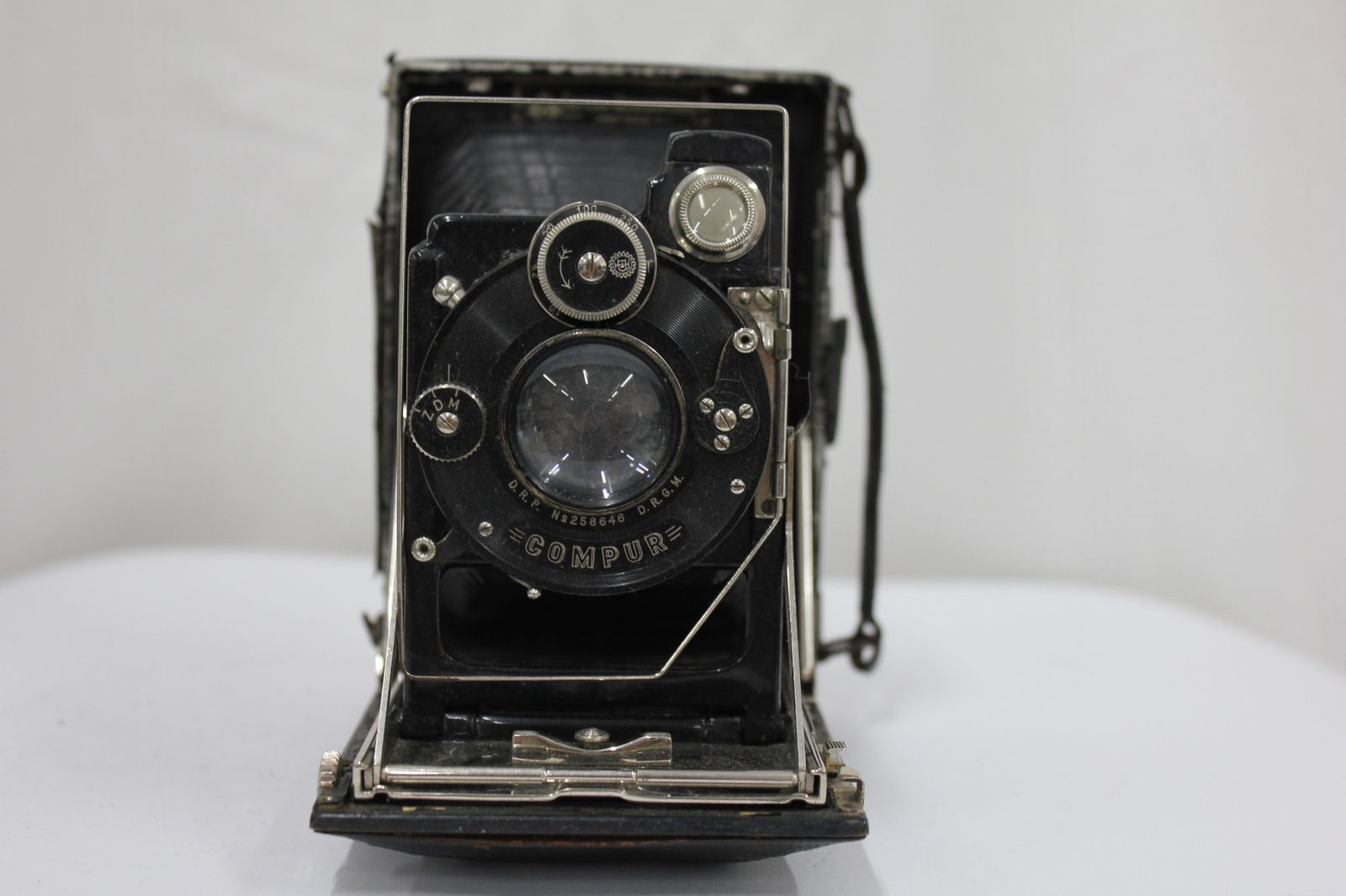 訳あり品】 KAMERA WERKSTATTEN DRESDEN-A1 Carl Zeiss Jena Tessar