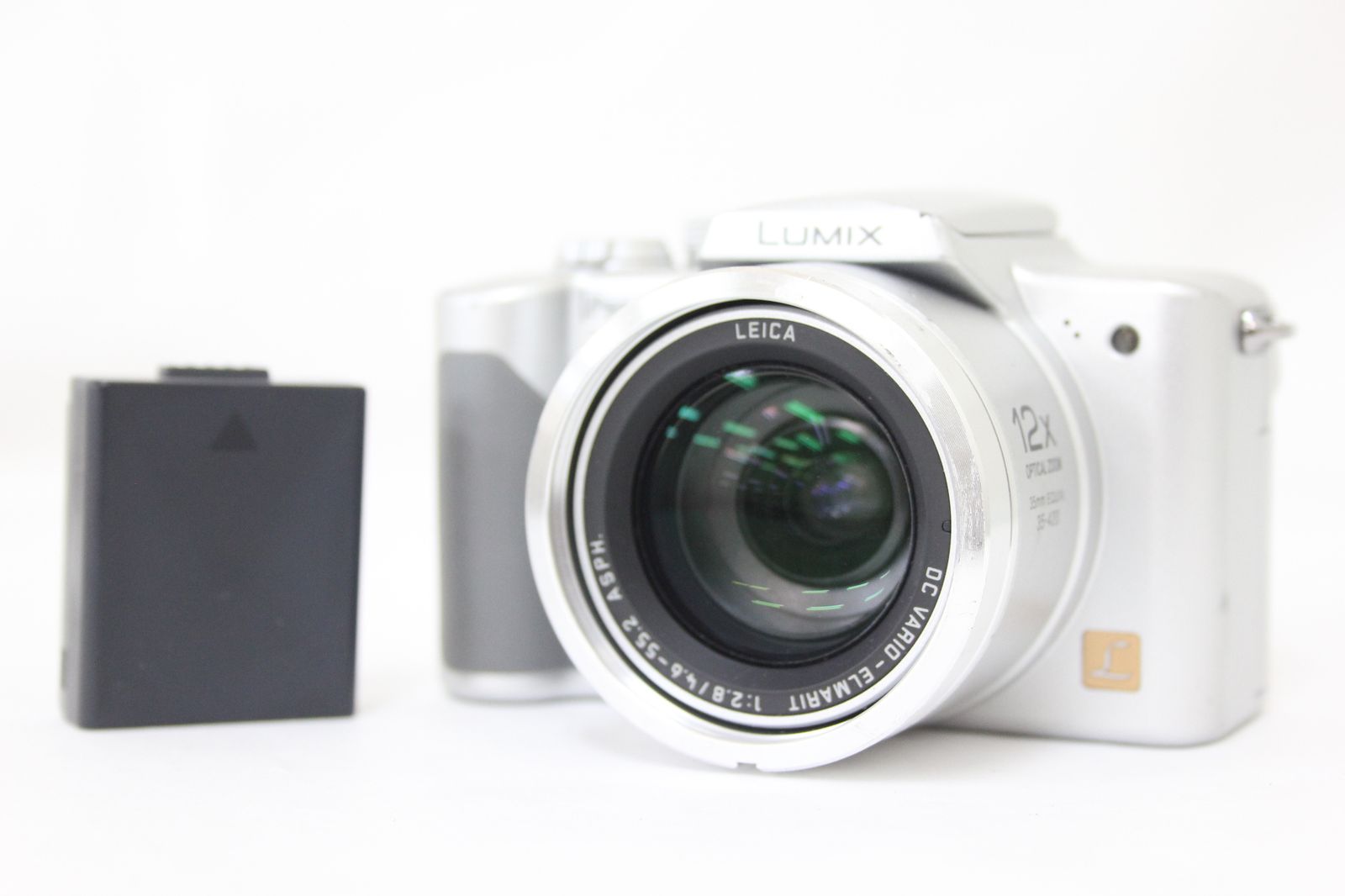 [Return Guarantee] Panasonic Panasonic LUMIX DMC-FZ3 12x Compact Digital Camera with Battery v8634