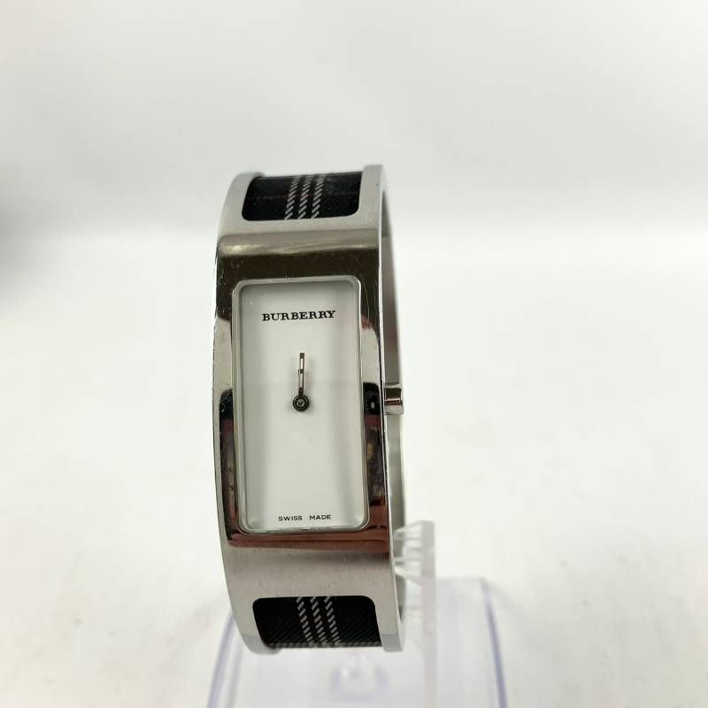 不動品 BURBERRY バーバリー 腕時計 バングルウォッチ ノバチェック