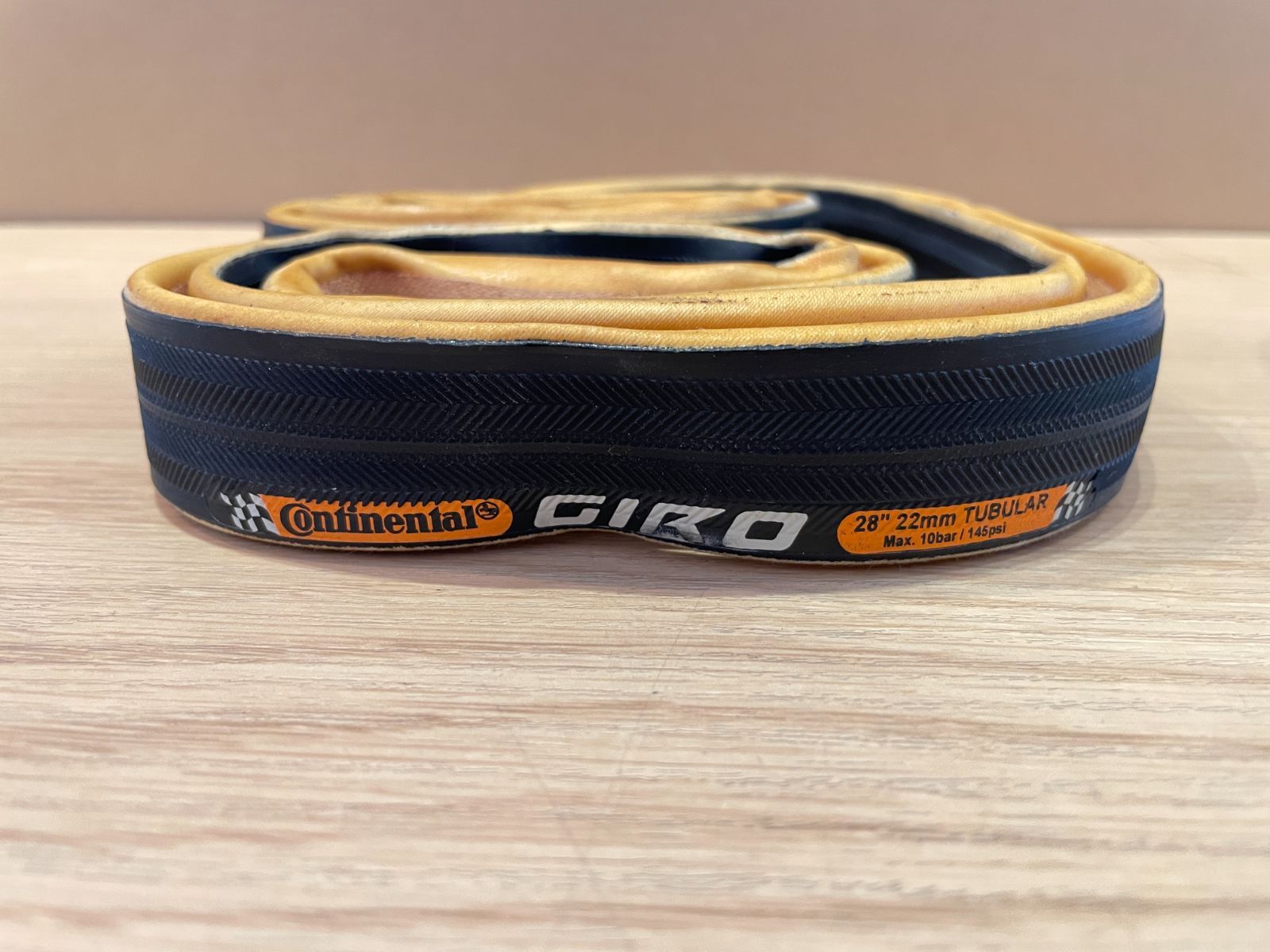 P3954 □NEW□Continental コンチネンタル GIRO タイヤ チューブラー