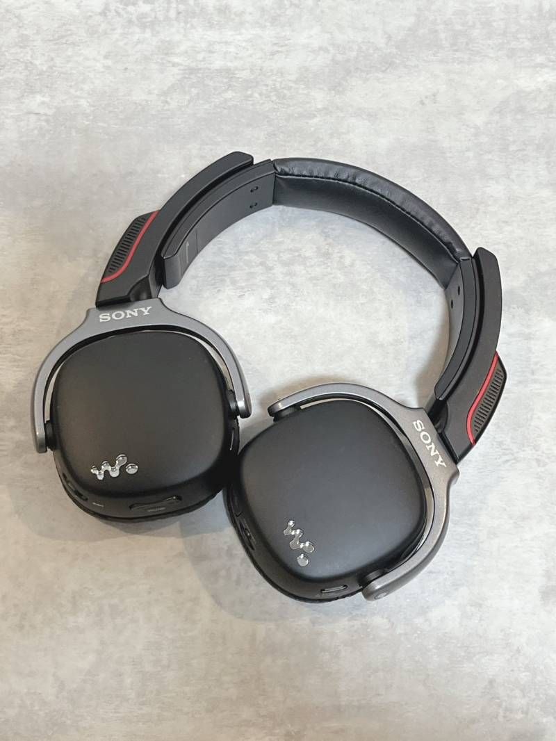 SONY WALKMAN NW-WH303 ヘッドホン スピーカー一体型 - メルカリ