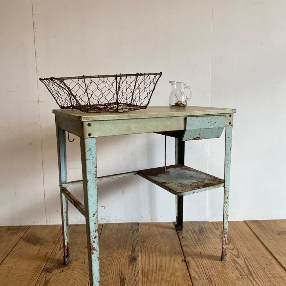 アンティーク 机 テーブル 作業台 展示台 シャビー Y685 - メルカリ