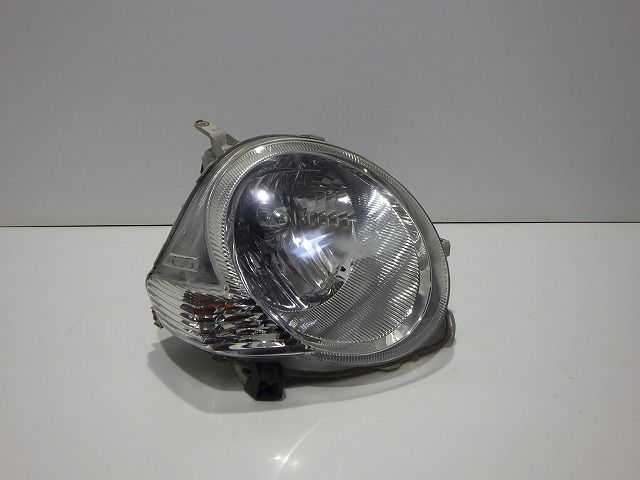 シエンタ 右ヘッドライト HID NCP81/85 前期 52-124 62 81110-52430 コーティング 260306047