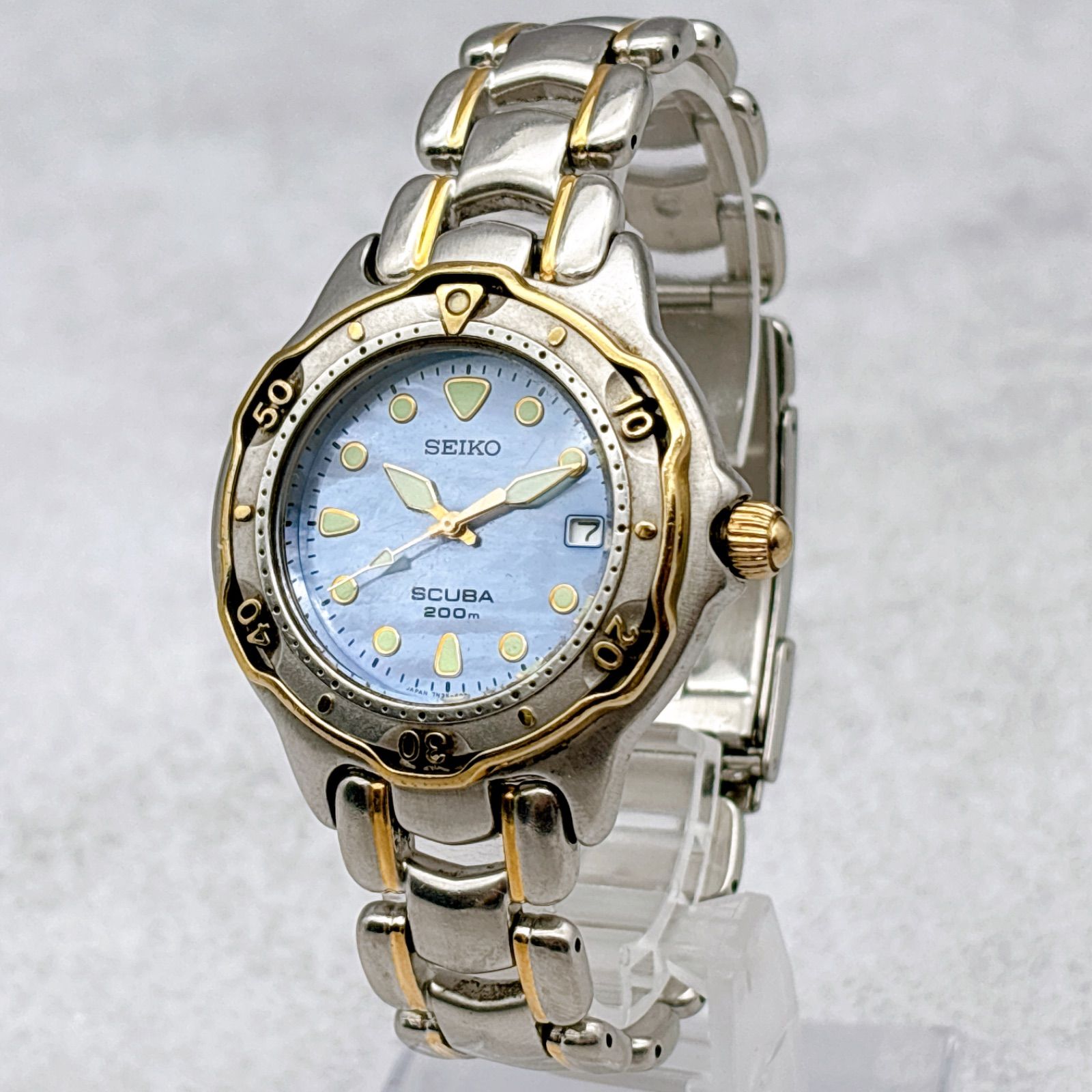SEIKO セイコー SCUBA 200m ダイバー ブルーシェル文字盤 新品電池交換