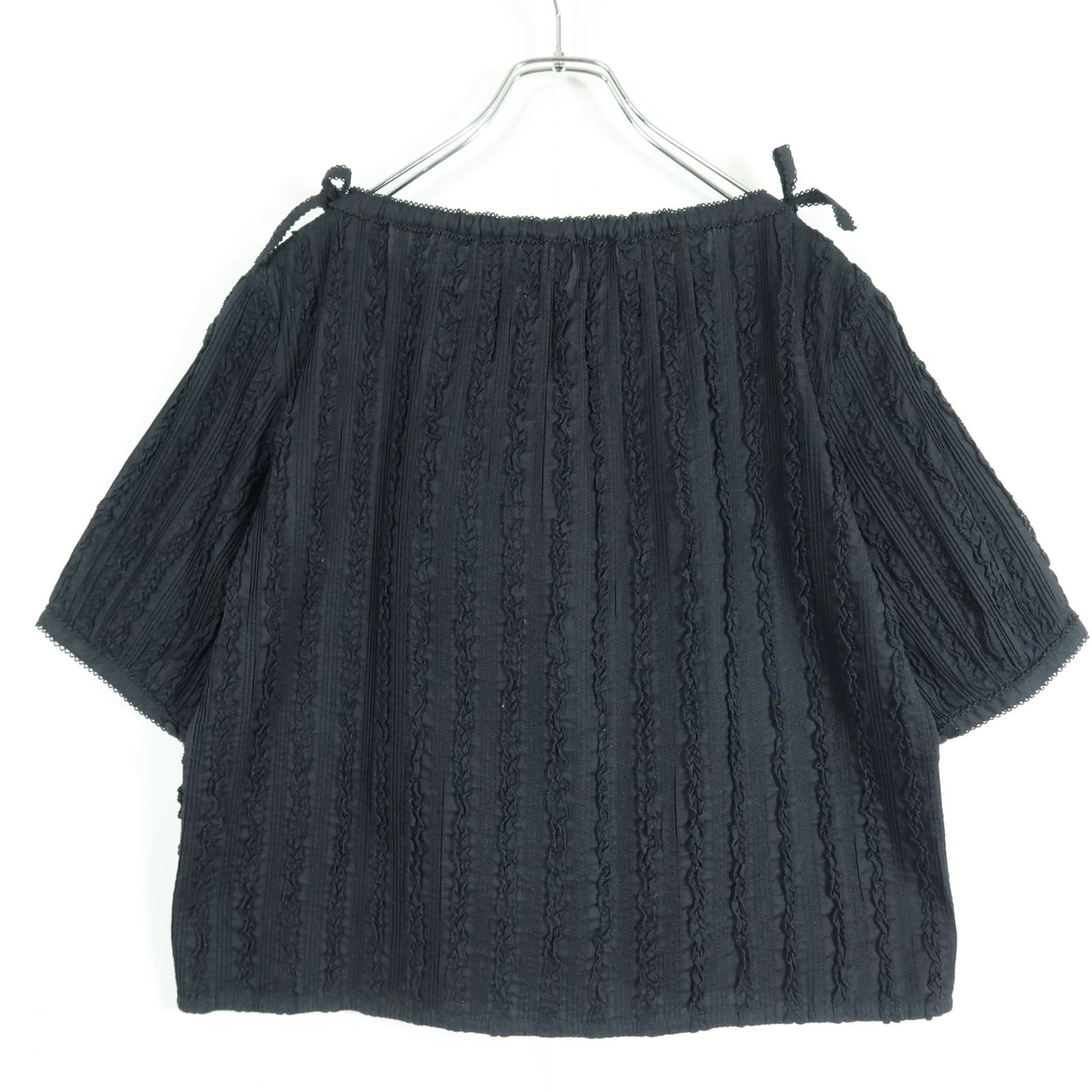 カネコイサオ☆ピンタック&フリル♪半袖ローンブラウス 黒系 無地 薄手