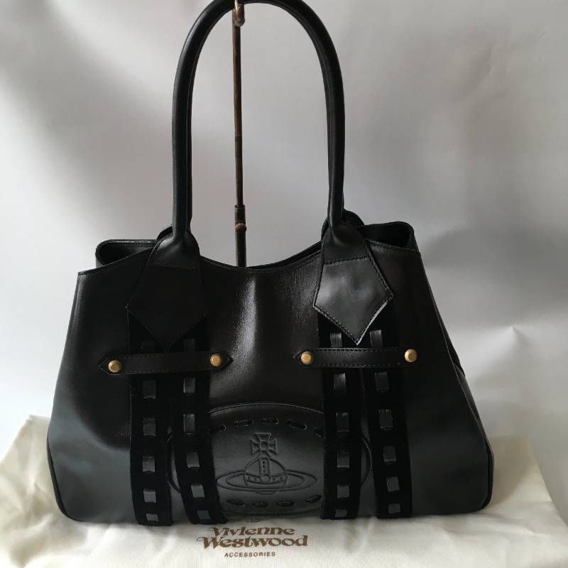 美品 Vivienne Westwoodヴィヴィアンウエストウッド オーブ レザー