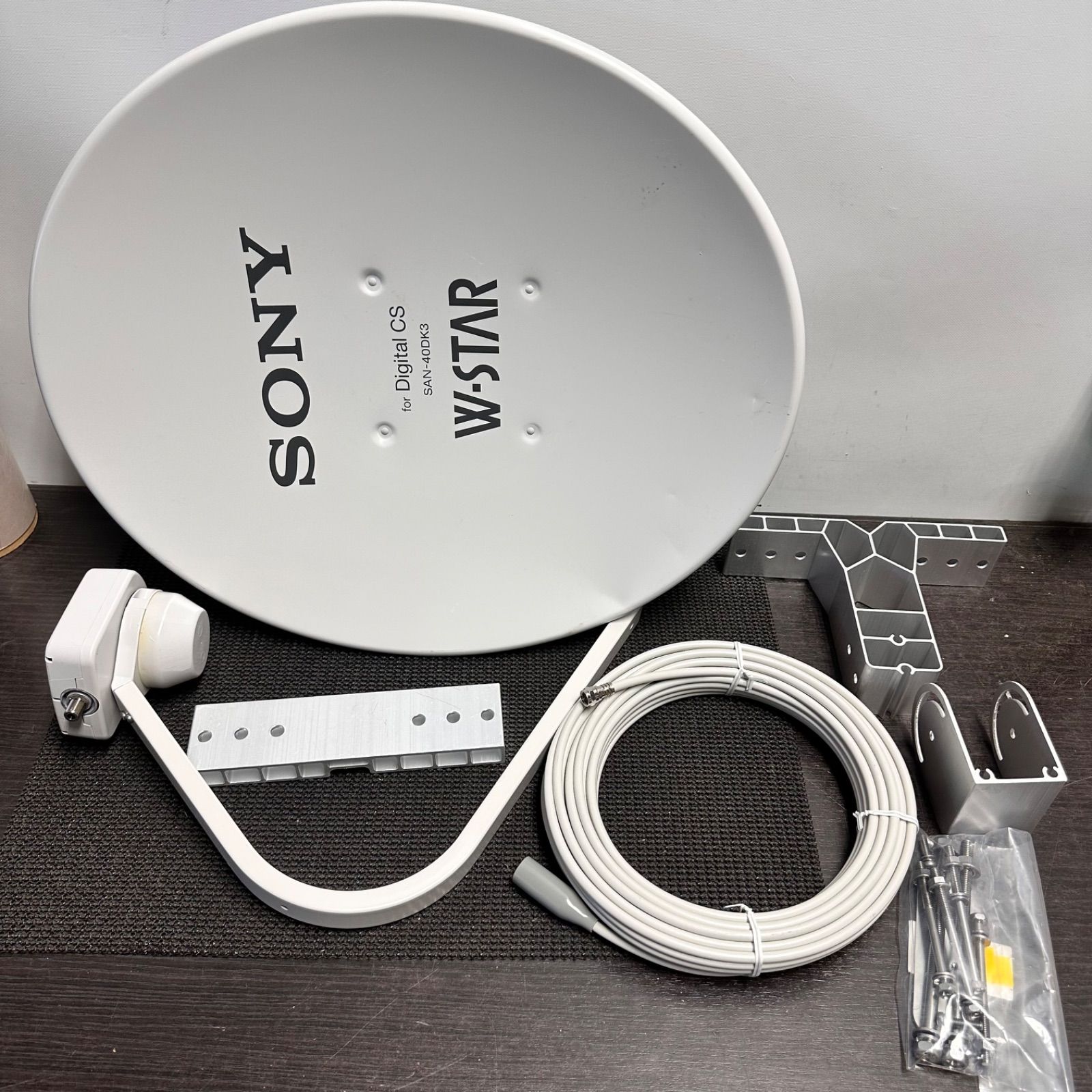 SAN-40BK1 SONY - Yahoo!オークション BSアンテナ （D2-2-9） APPS 