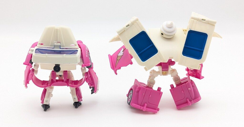 タカラトミー デラックスクラス スキッズ&マッドフラップ (アイス