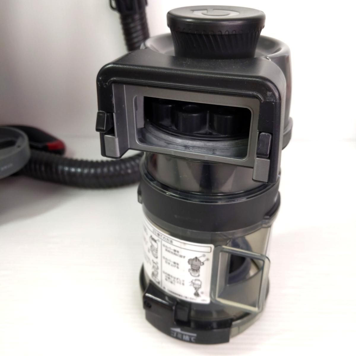 中古品】SHARP シャープ サイクロン式クリーナー 掃除機 2018年製 EC