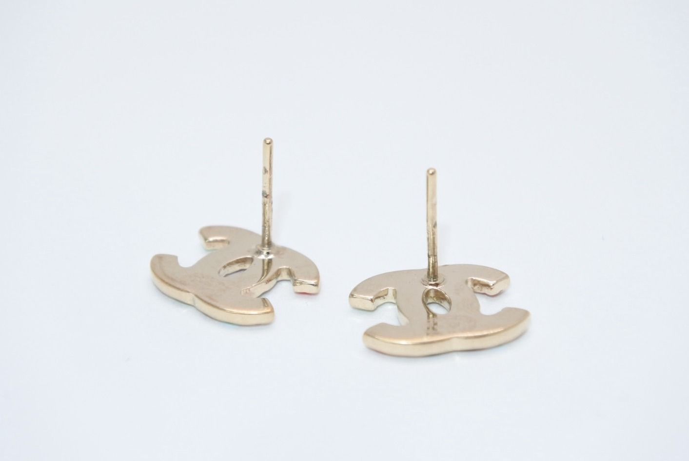 極美品 CHANEL シャネル ココマーク ピアス 重量約2.0g 04A刻印 カラー 