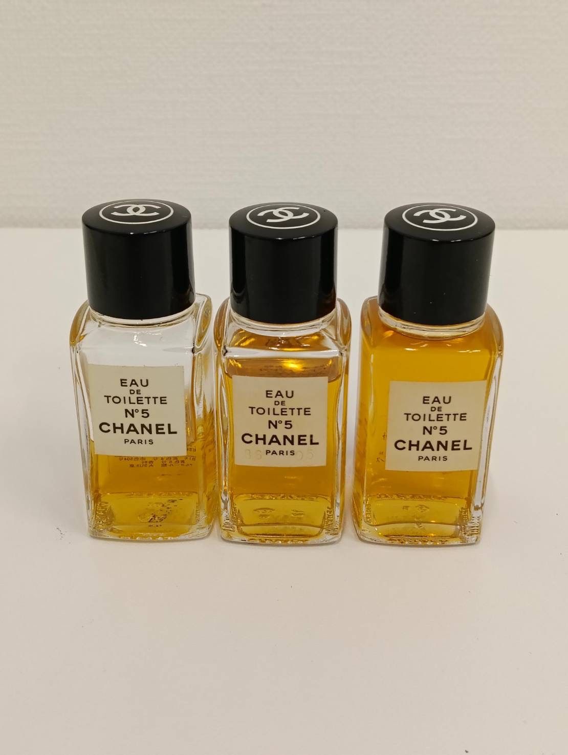 中古品】 CHANELシャネル N°5 EAU DE TOILETTEオードゥトワレット 19ml