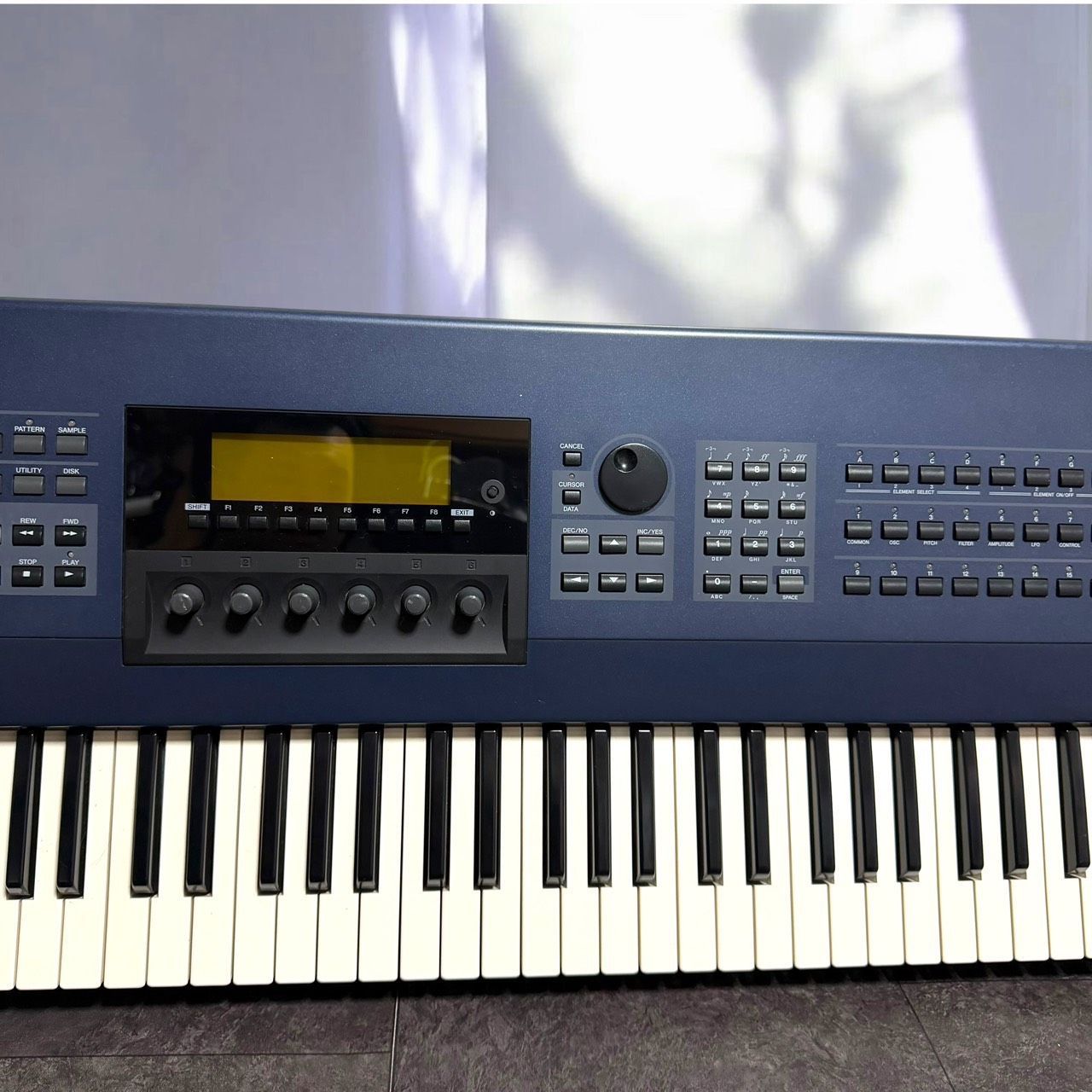 ☆送料無料 美品 YAMAHA ヤマハ EX5 76鍵 シンセサイザー FS鍵盤 定価