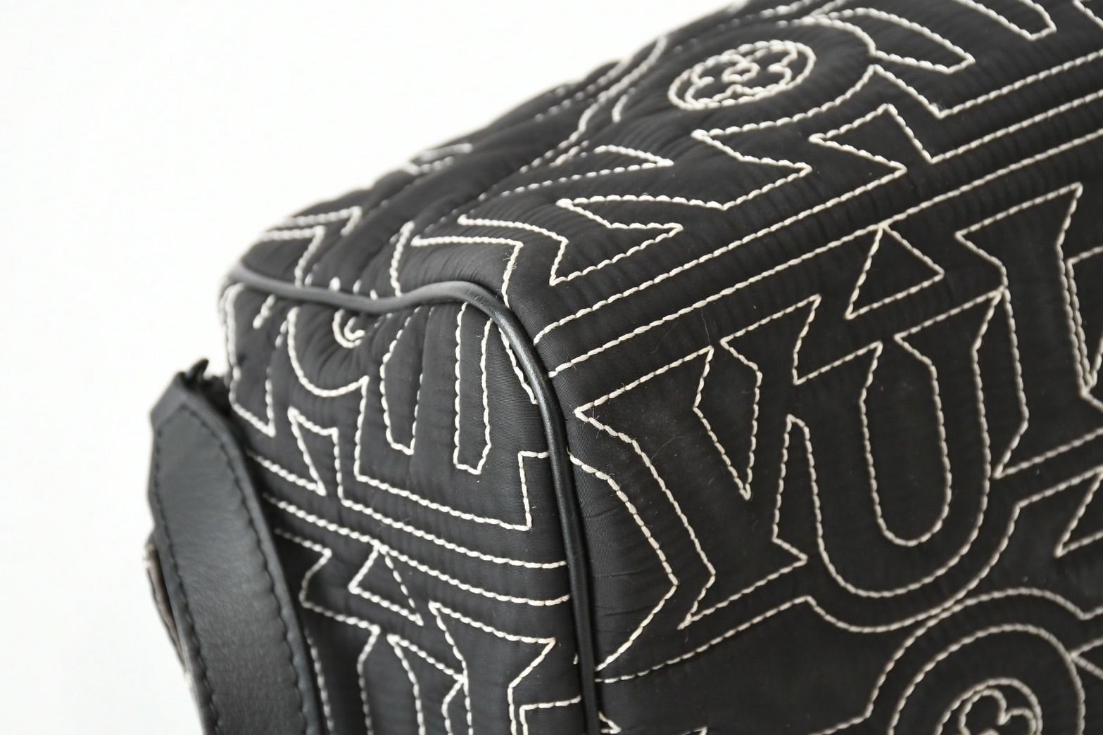 LOUIS VUITTON - 極美品 LOUIS VUITTON ルイヴィトン スノー カプセル