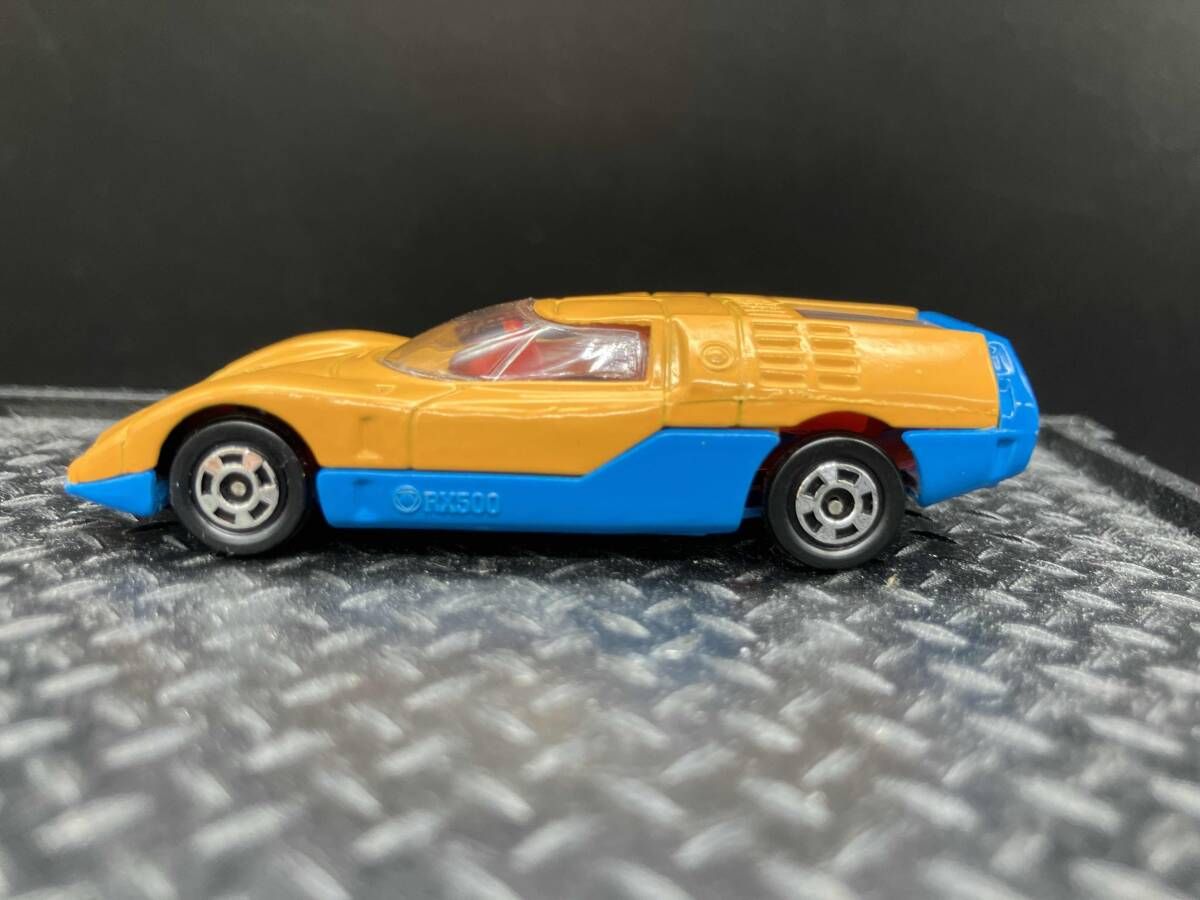 トミカ No.34 マツダ RX500 やまぶき色×水色 赤シｰト 1Eホイｰル 裏板