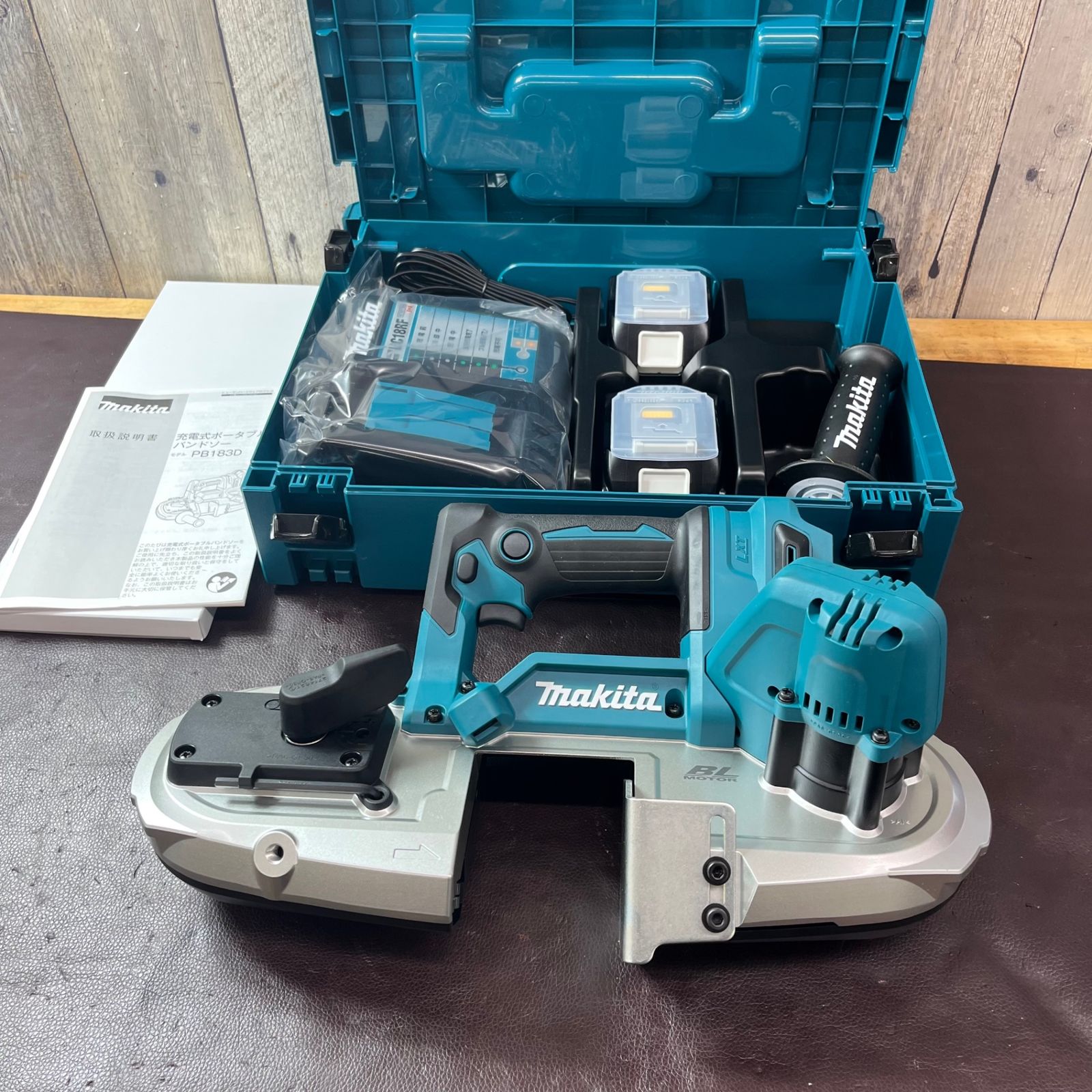 【未使用(店頭展示品)】★マキタ(makita) コードレスポータブルバンドソー PB183DRGX【東大和店】