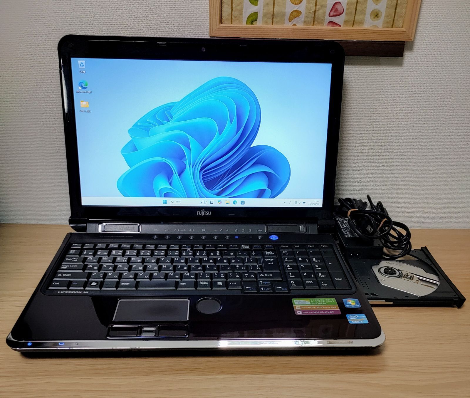 FUJITSU LIFEBOOK Corei7 SSD512GB Win11 Office付 - メルカリ