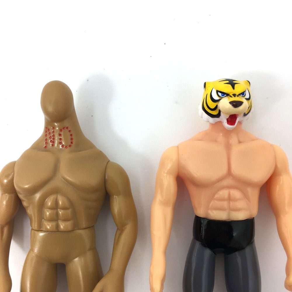 タイガーマスク/ザ・ゴールデンマン/ザ・ピラニアン他2品 ソフビ