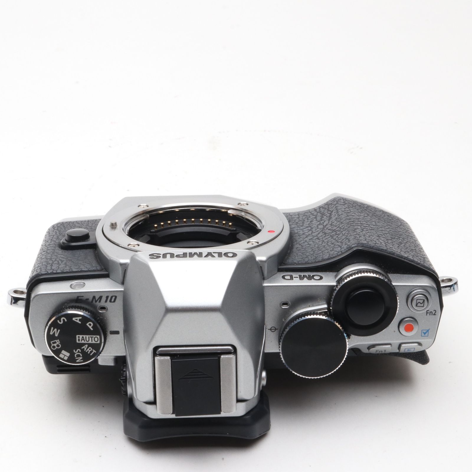 シャッター回数：2200回】OLYMPUS OM-D E-M10 ボディ シルバー ミラー