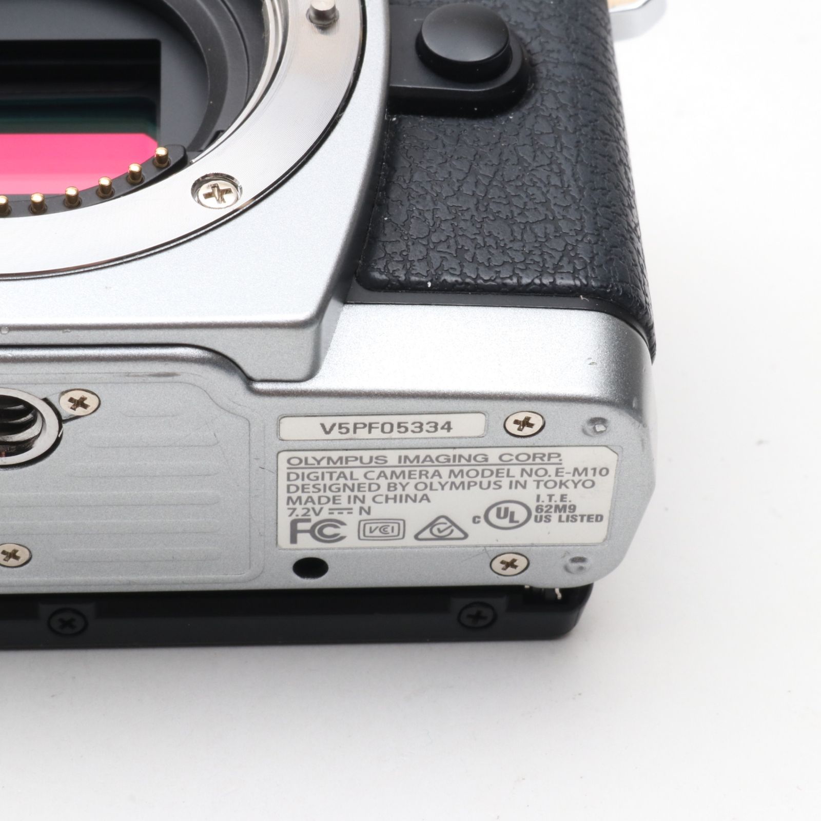 シャッター回数：2200回】OLYMPUS OM-D E-M10 ボディ シルバー ミラー