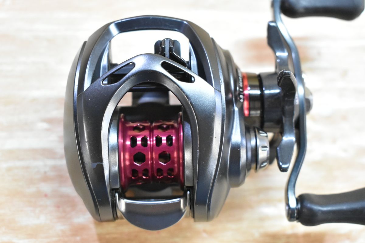 ダイワ 20 スティーズ AIR TW 500H 右 DAIWA STEEZ ベイトリール バス