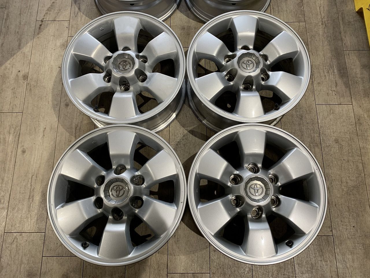 2602014】トヨタ ハイラックスサーフ 純正 ホイール 16インチ 7J +30 