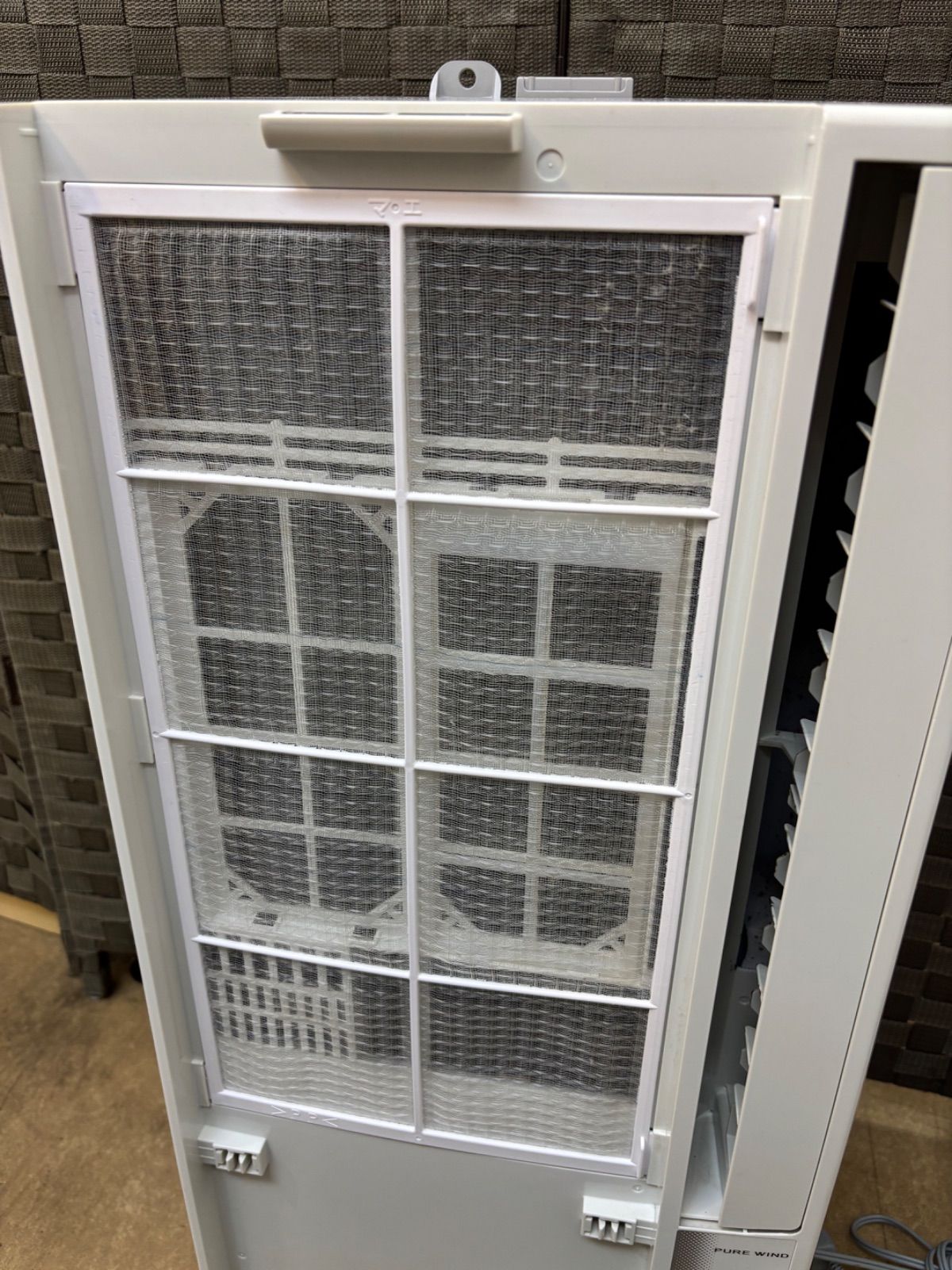 ◇CORONA 窓用エアコン ルームエアコン CW-F1622R - メルカリ