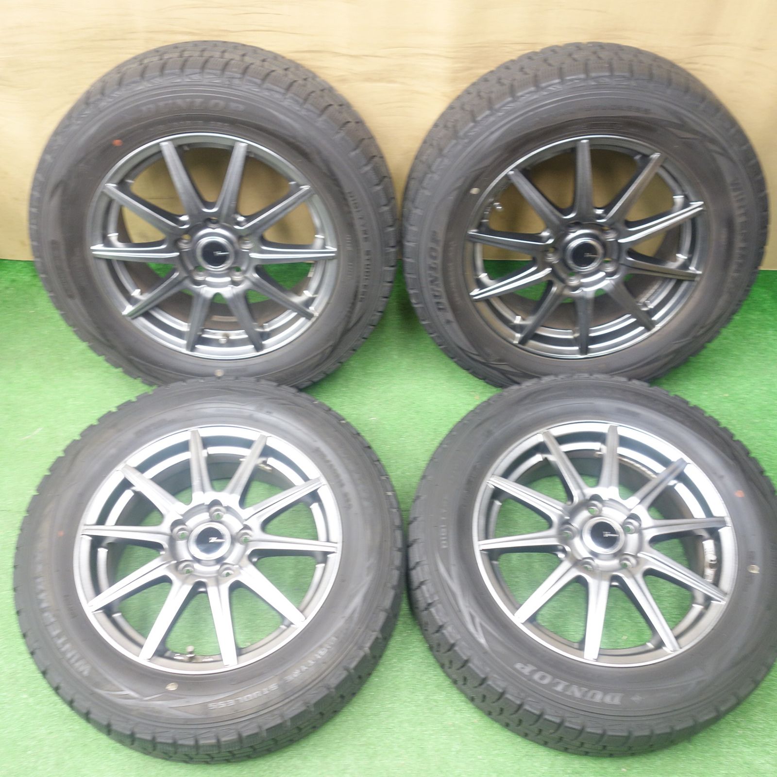 送料無料 1026 ダンロップ 215/60R16 バリ山 スタッドレス 4本 2019 