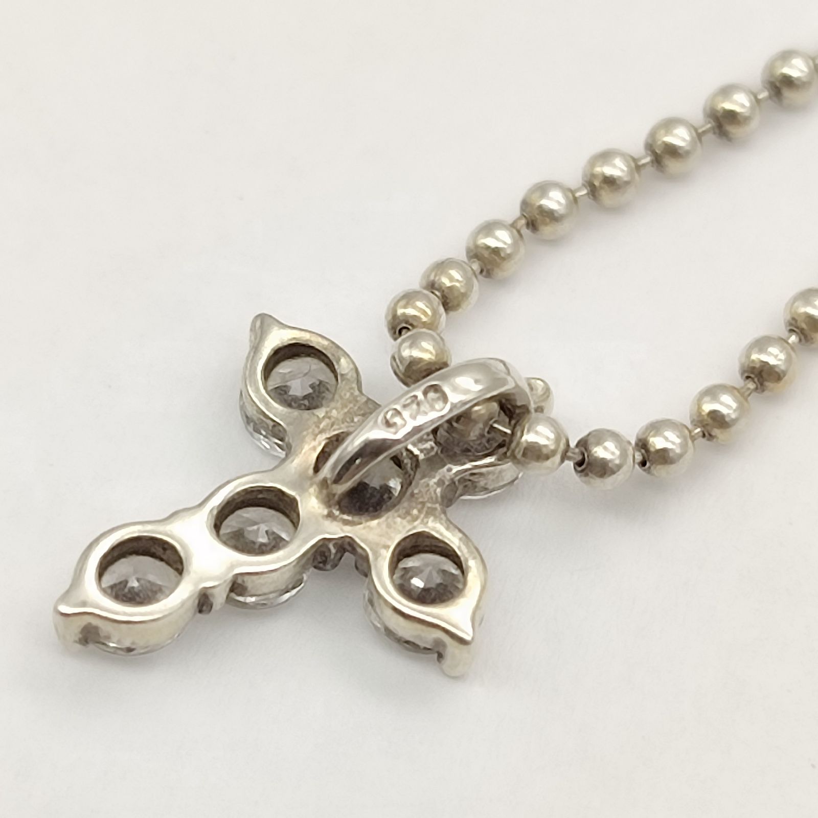 美品】ジルコニアクロスネックレス ボールチェーン シルバー925 