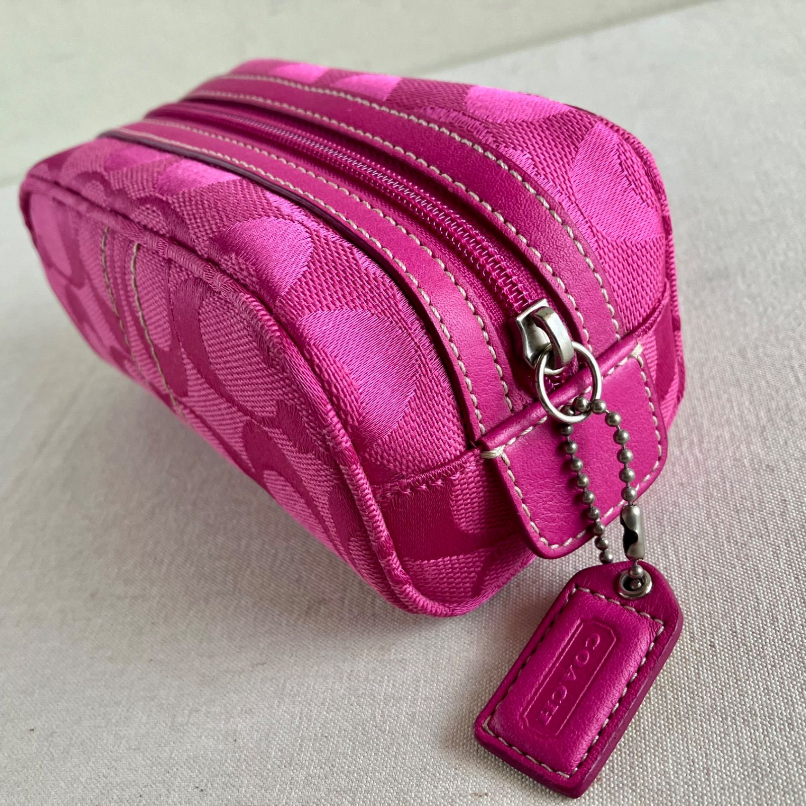 Coach Vintage Soho Pink Jacquard Leather Mini Pouch Y2K Authentic