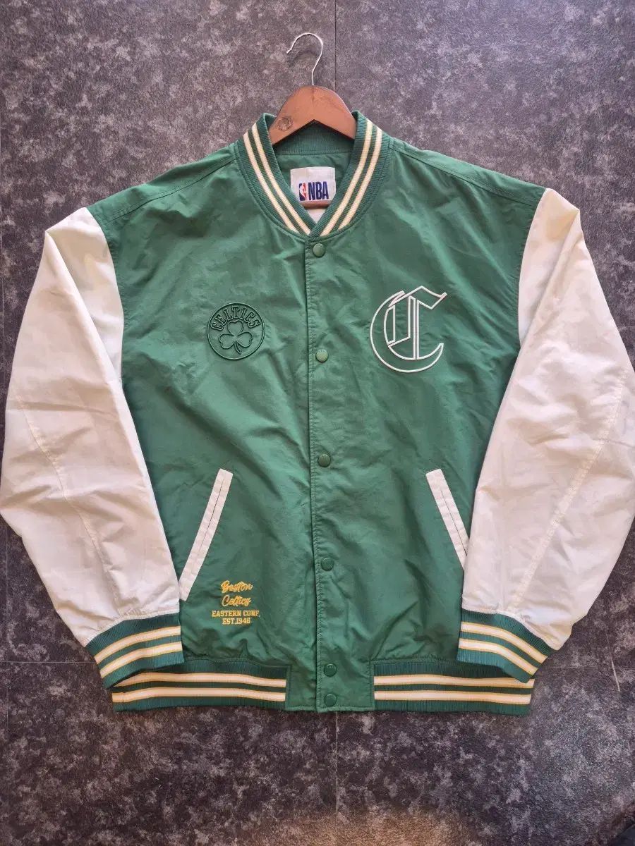 boston-celtics-nike -city-edition-club-tracksuit-mens_ss5_p 