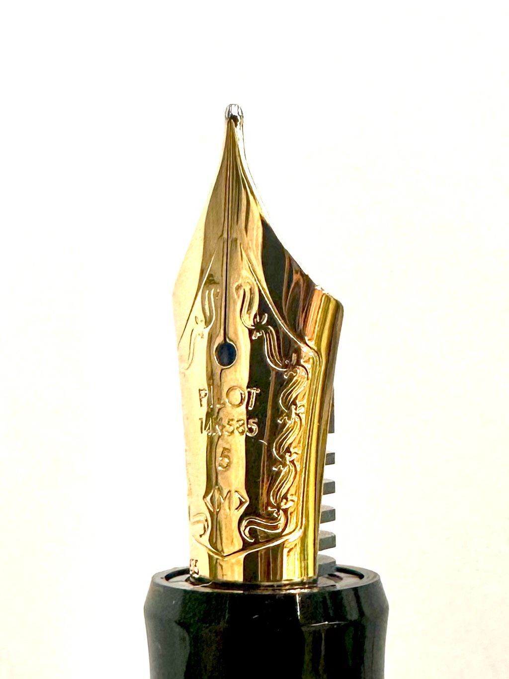 亘】未使用 PILOT パイロット 万年筆 カスタム CUSTOM 74 ペン先14K M