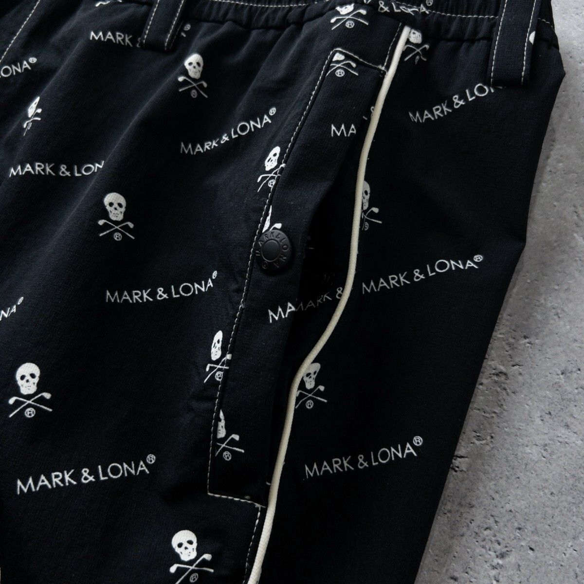 極美品 MARK&LONA マークアンドロナ ストレッチ イージー パンツ