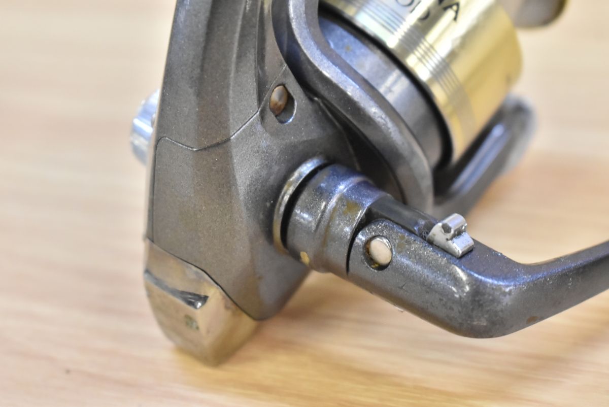 シマノ 05 BB-X デスピナ 2500D スピニングリール SHIMANO BB-X