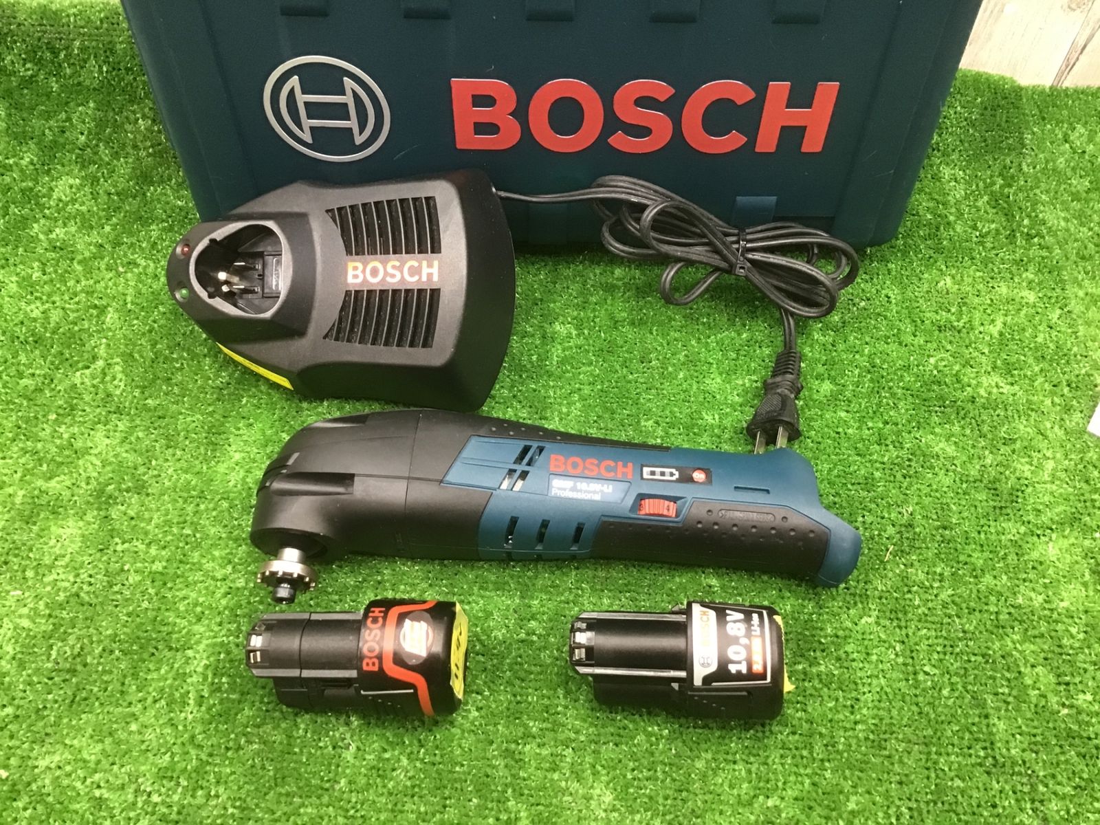 中古動作品】ボッシュBOSCH 10.8vコードレスマルチツール カットソー 