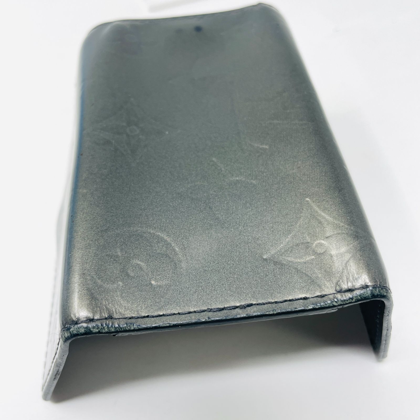 ルイヴィトン (LOUIS VUITTON) ヴェルニ ミュルティクレ4 マットレザー