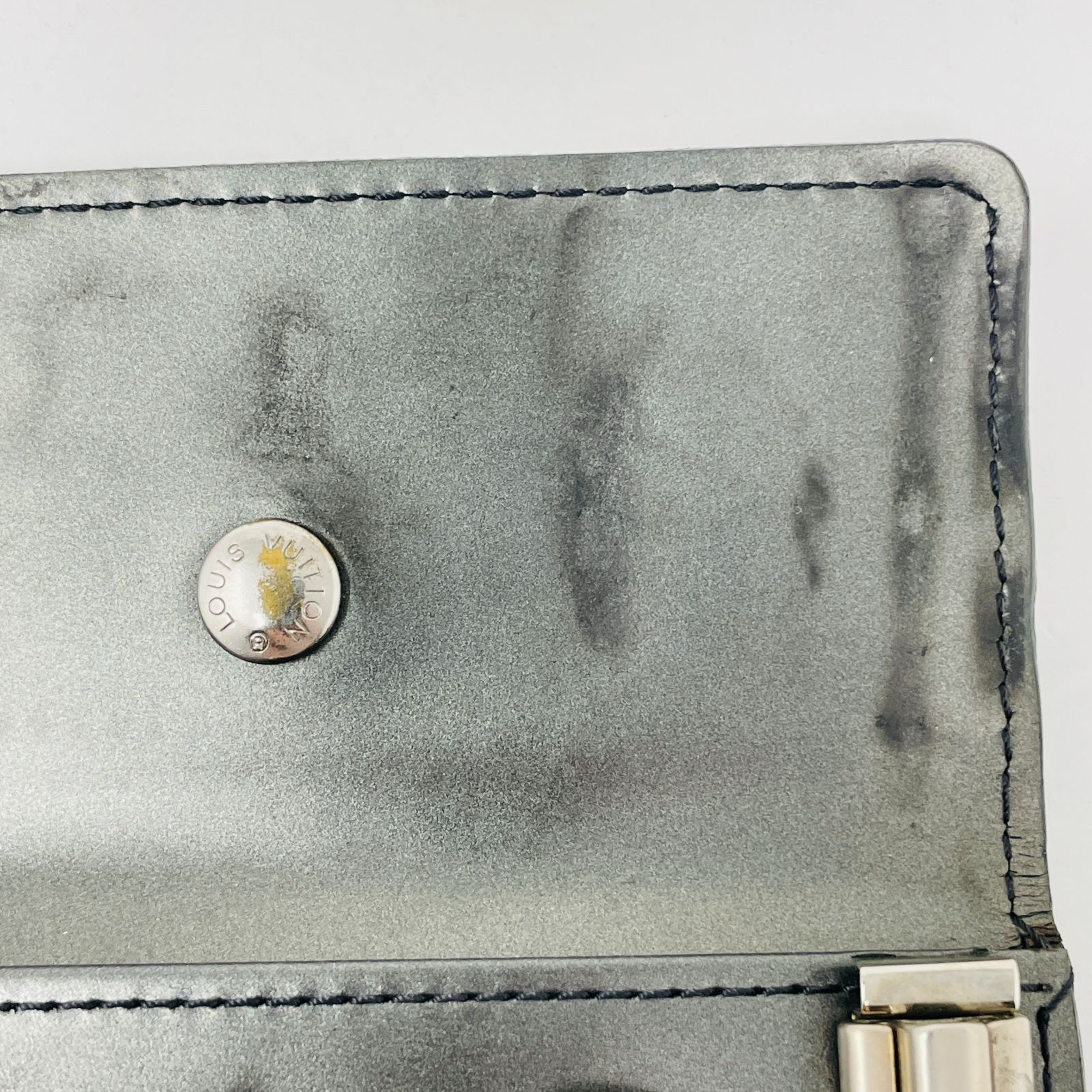 ルイヴィトン (LOUIS VUITTON) ヴェルニ ミュルティクレ4 マットレザー ルイヴィトン (LOUIS VUITTON) ヴェルニ ミュルティクレ4 マットレザー