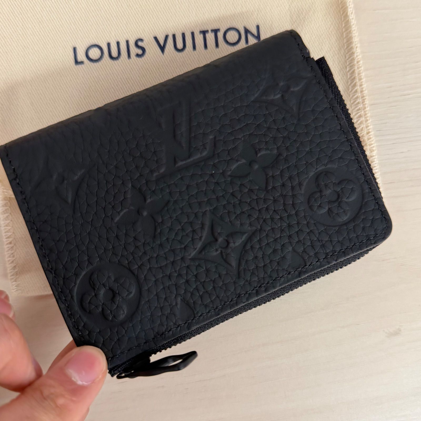 s【未使用保管品】LOUIS VUITTON ルイヴィトン M82556 ポルトフォイユ